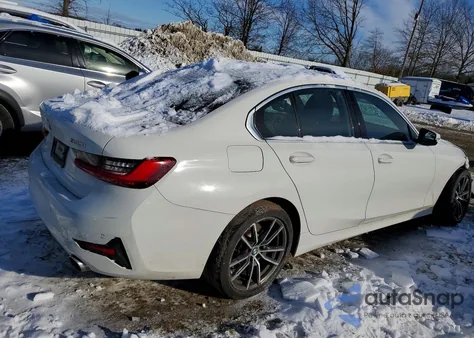 2020 BMW 330Xi z USA, uszkodzony, nr VIN 3MW5R7J05L8B20838